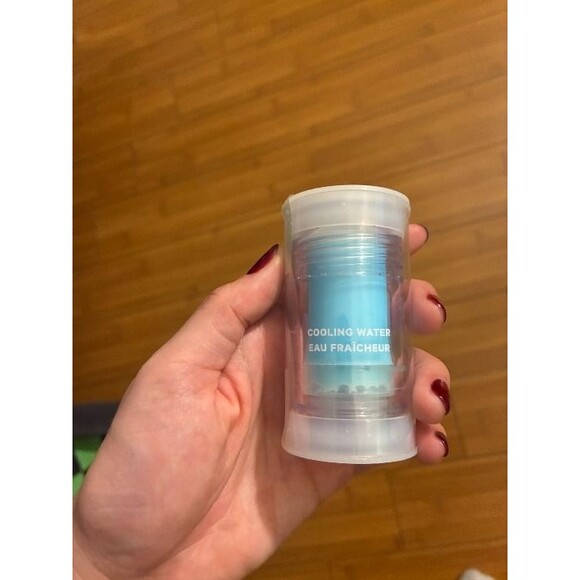 MILK MAKEUP Cooling Water Jelly Ice Soothing Serum Stick with Niacinamide NWT - Picture 2 of 3